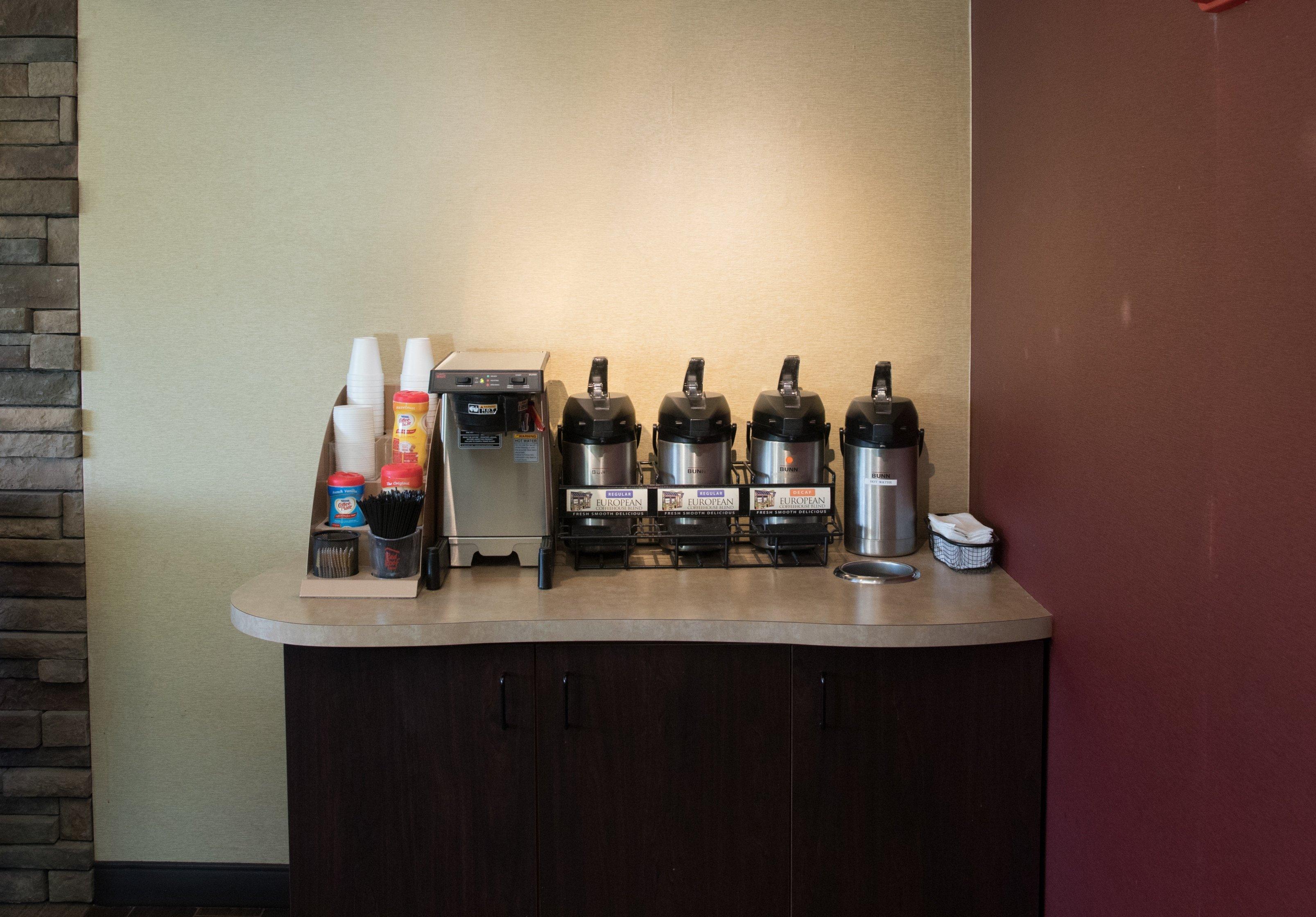 Red Roof Inn Cincinnati Northeast - Блу Аш Экстерьер фото